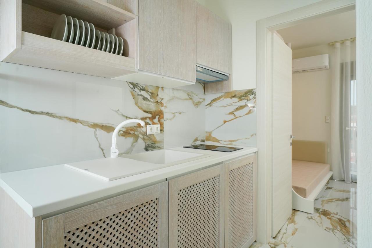 Athina Palace Luxurious Appartments Potós Eksteriør bilde